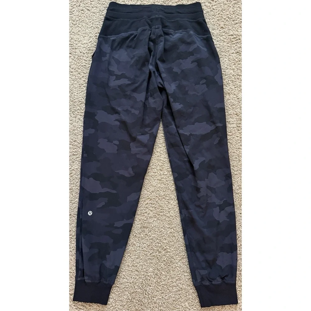 Lululemon Dance Studio Jogger Women 6 Black Camo Heritage 365 Camo Deep Coal